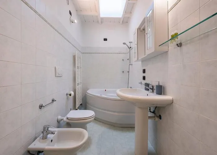 [jacuzzi&free Parking] 15 Min To Arena * Verona